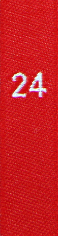 Groessenetikett_rot_24 taille étiquettes tissées avec le chiffre 24